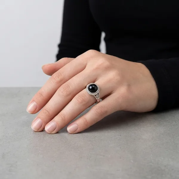 Natural_Black_Onyx_Adjustable_Ring_Grounding_And_Confidence_And_Protection_For_Unisex