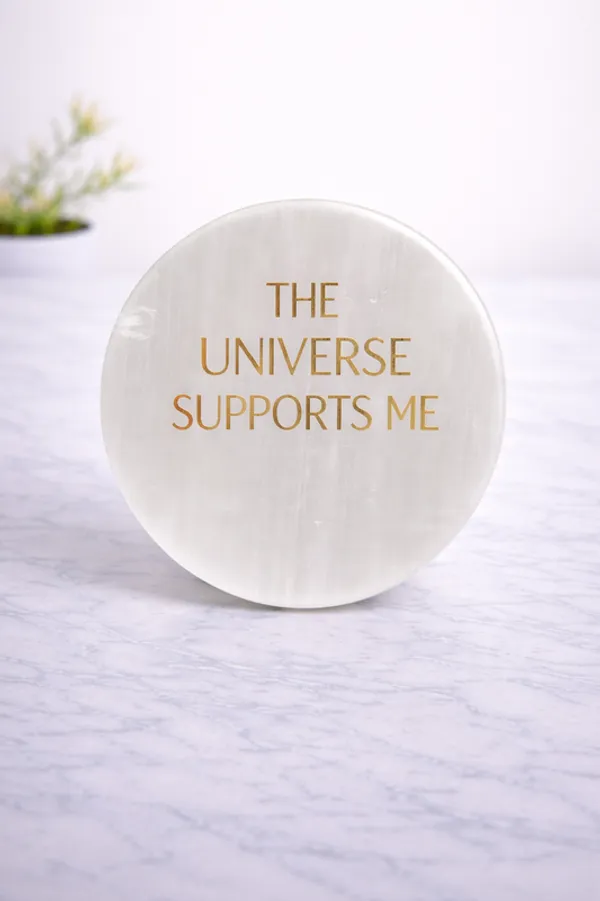 Selenite_Charging_Plate_“The_Universe_Supports_Me”_Engraved_For_Manifestation_And_Meditation_And_Crystal_Charging