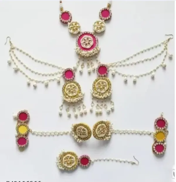 Traditional_Pink_Stone_And_Pearl_Ethnic_Jewelry_Set_|_Necklace_Earrings_And_Maang_Tikka