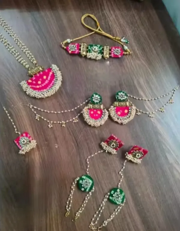 Traditional_Gota_Patti_Jewellery_Set_|_Pink_And_Green_Floral_Design