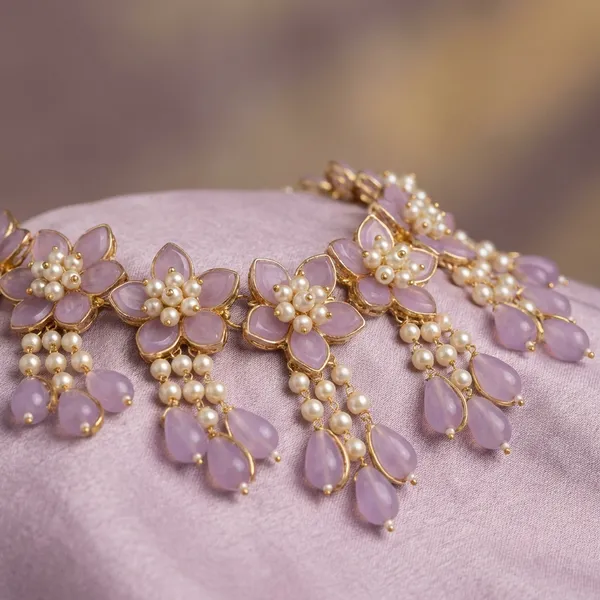 Purple_Stone_Floral_Maang_Tikka_With_Matching_Jewelry_Set
