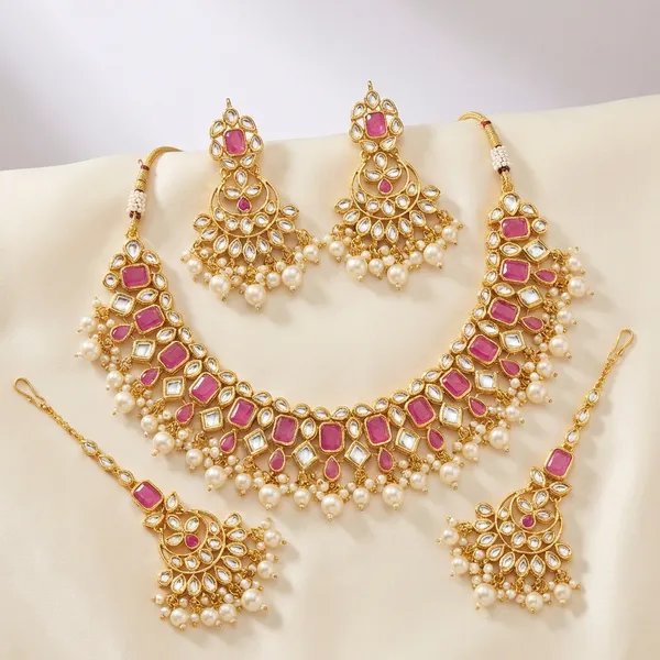 Traditional_Bridal_Kundan_Necklace_Set_With_Pink_Stone_Embellishments