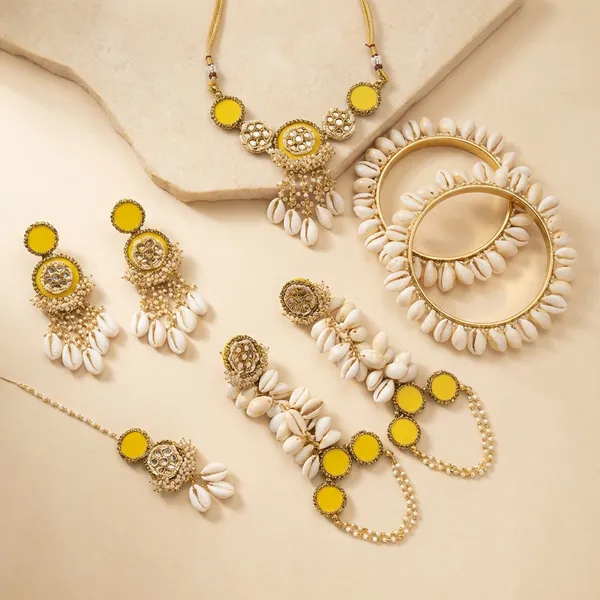 Gotta_Patti_Meenakari_Necklace_Set_With_Earrings_Maang_Tikka_And_Haath_Phool