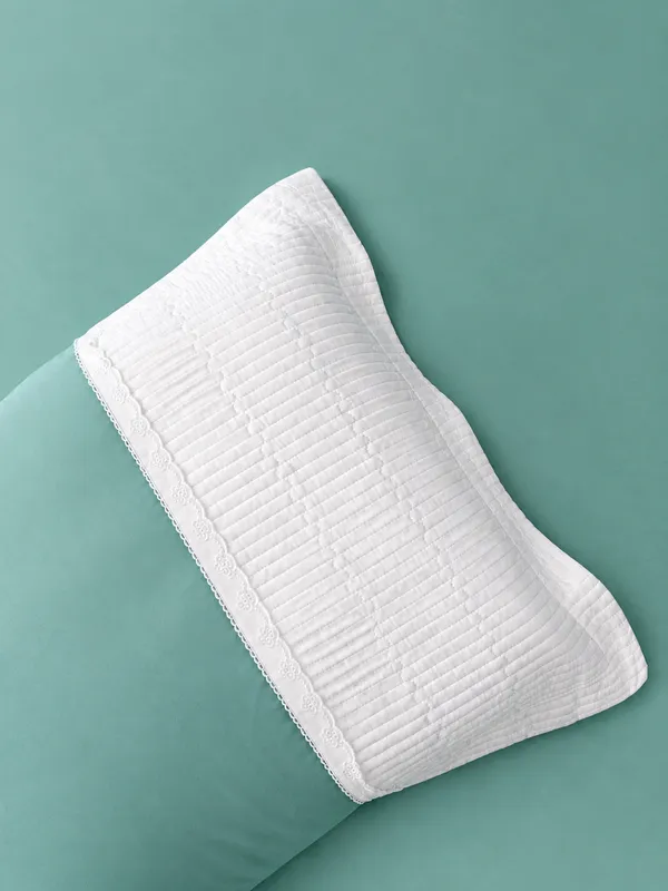 Cotton_|_King_Size_|_Flat_Bedsheet_|_Green_Color_With_2_Embroidery_Pillow_Covers|_-_Boss