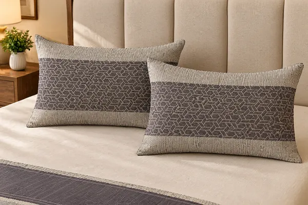 Cotton_|__King_Size_|_Flat_Bedsheet_|_Grey_Design_|_With_2_Pillow_Covers|_-_Pistelle