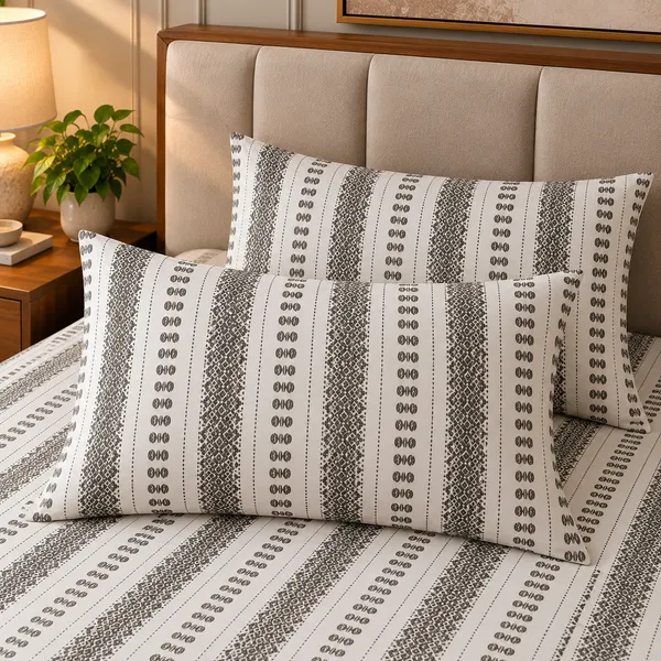 Cotton_|__Super_King_Size_|_Flat_Bedsheet_|_White_With_Green_Design_|_2_Pillow_Covers|_-_Yarn_Weave