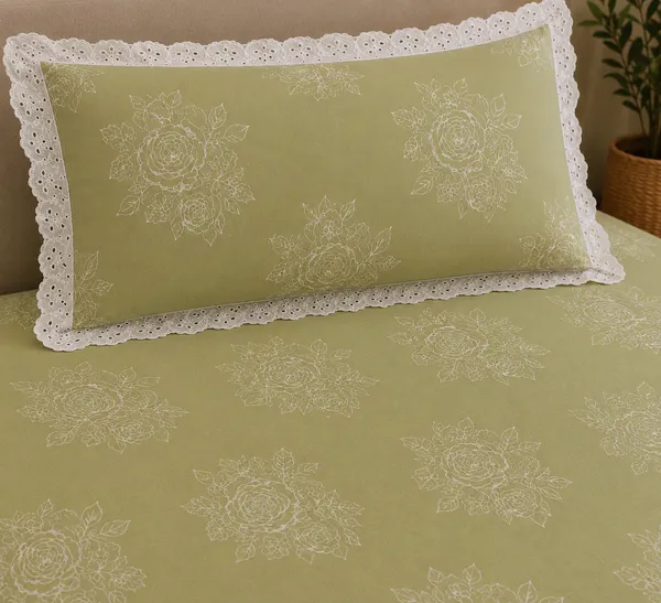 Cotton_|_Queen_Size_|_Flat_Bedsheet_|_Green_With_Lace_on_2_Pillow_Covers|_-_Gulista_Noor