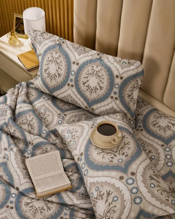 Lavanya_Collection_-_Grey_Pattern_Queen_Size_Bedsheet