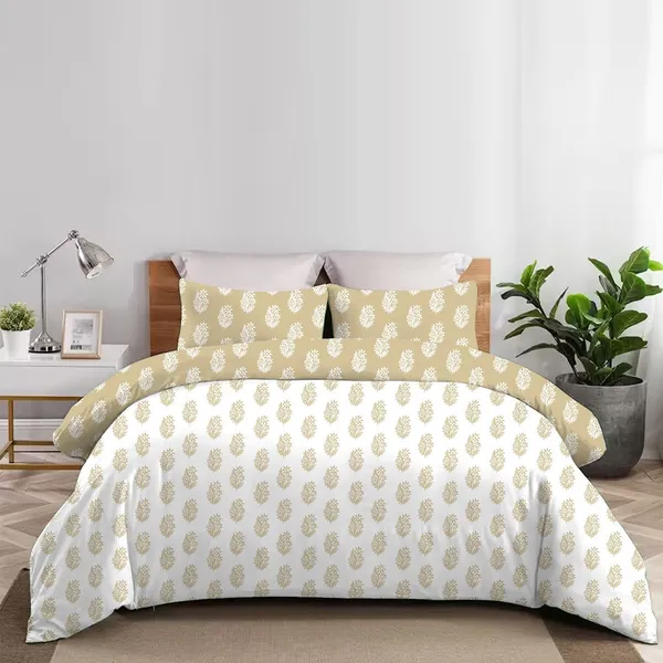 White_Cotton_Double_Bedsheet_And_Pillow_Cover_For_Home_And_Decor