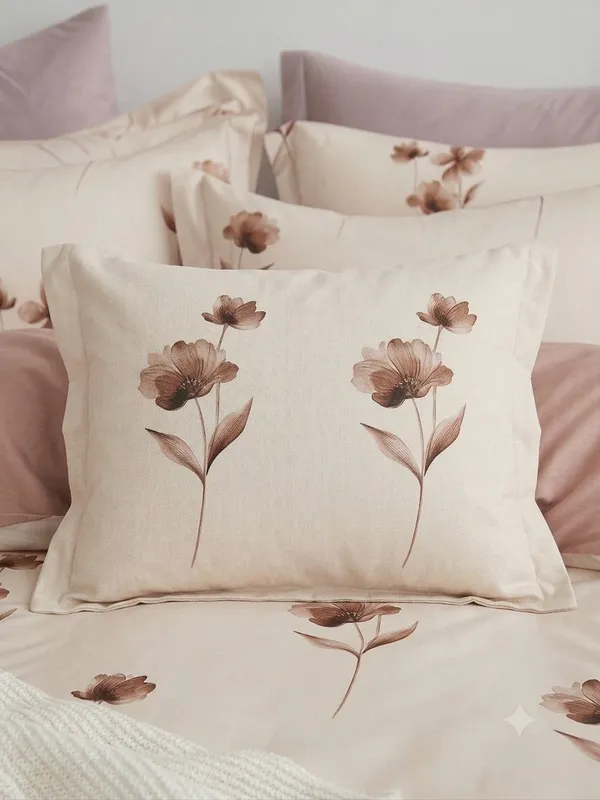 Vyom_-Cream_Floral_Super_King_Size_Bedsheet