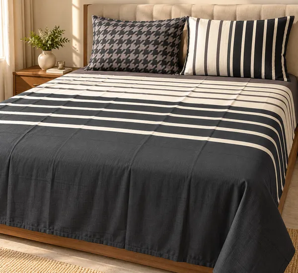 Cotton_|__Super_King_Size_|_Flat_Bedsheet_|_Purple_With_Blue_Design_|_2_Pillow_Covers|_-_Marina