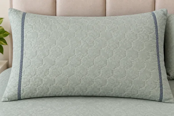 Cotton_Blended|_Super_King_Size_|_Flat_Bedsheet_|_Sky_Blue_With_2_Quilted_Pillow_Covers|_-_Aakriti