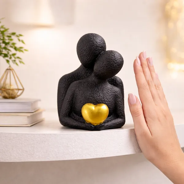 Romantic_Couple_Showpiece_with_Golden_Heart_|_Modern_Love_Statue_for_Home_Decor,_Gift_Item,_Living_Room_Decoration