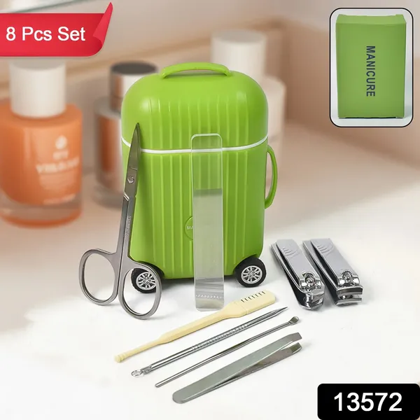 Signature_ManiPedicure_Kit