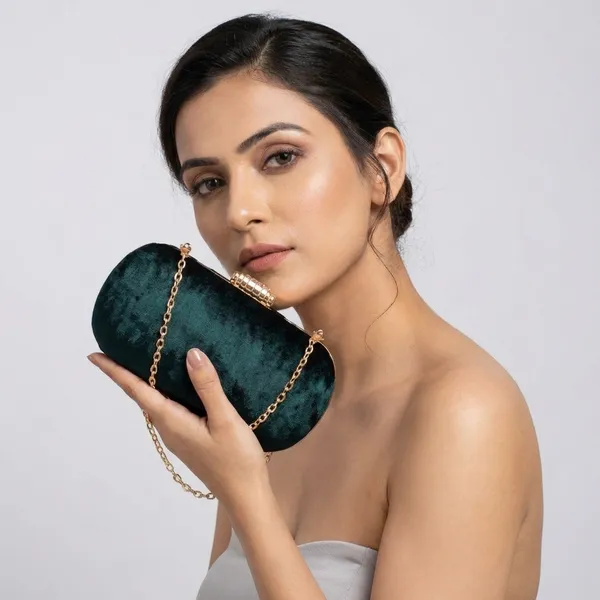 Green_Capsule_Clutch_Bag_For_Women