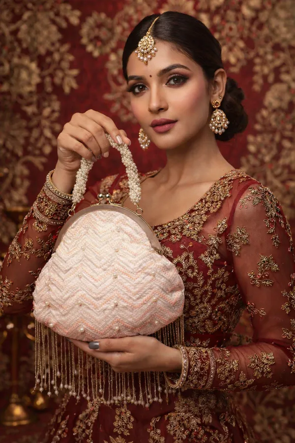 Pearl_Elegance_Potli_Bag