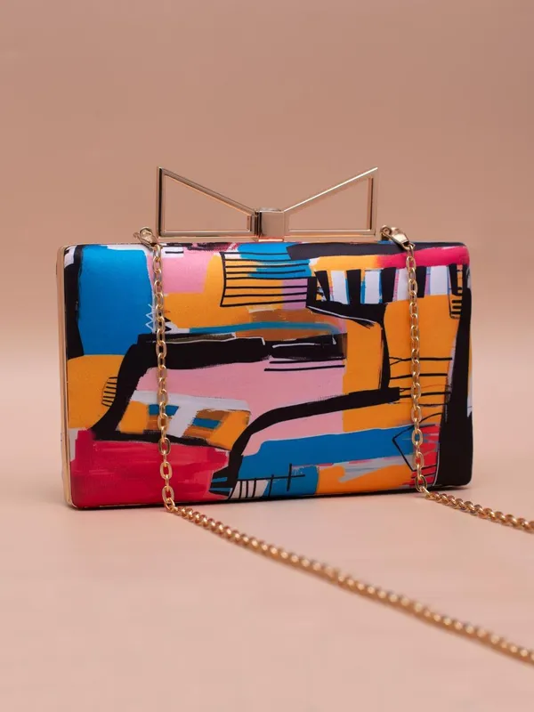 Multicolor_Art_Printed_Clutch_Bag_For_Women