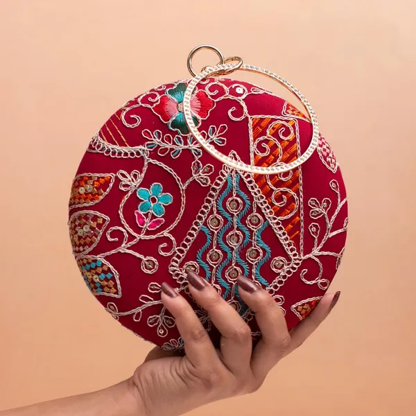 Multicolor_Round_Ethnic_Clutch_Bag_For_Women