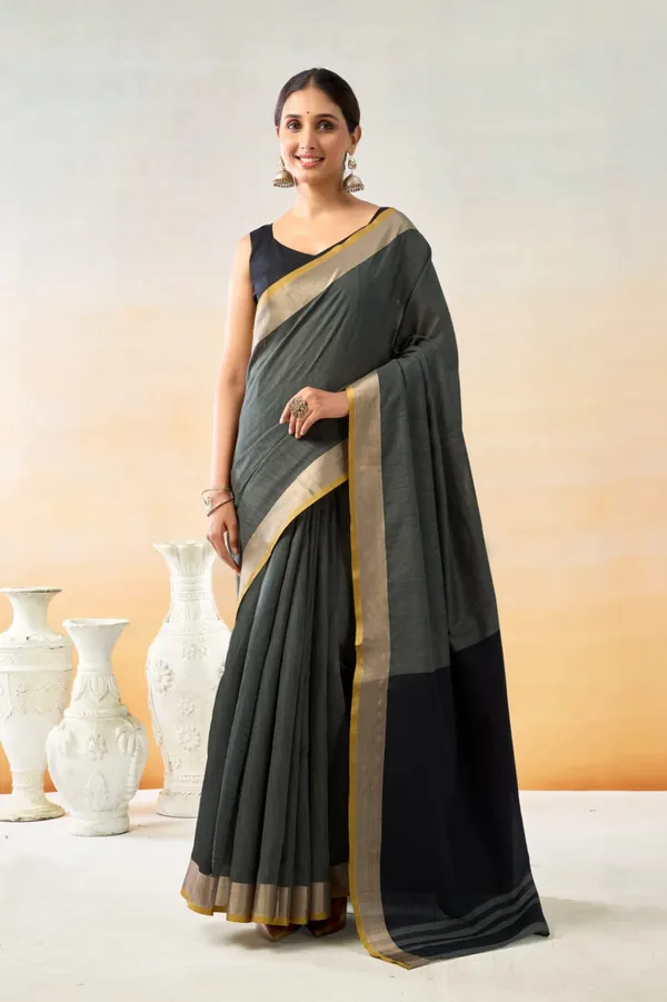 Green_Cotton_Silk_Contrast_Border_Saree_With_Blouse_Piece_For_Women