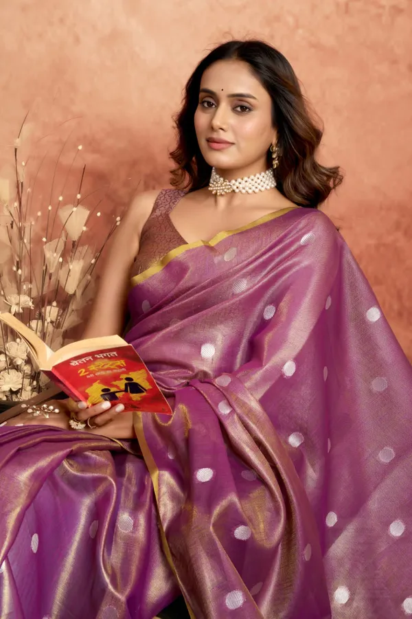 Purple_Banarasi_Silk_Silver_Zari_Buti_Work_Saree_With_Blouse_Piece_For_Women