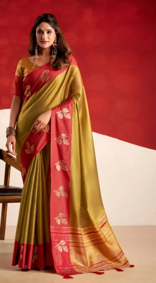 Yellow_Kanjivaram_Silk_Contrast_Border_Saree_With_Blouse_Piece_For_Women