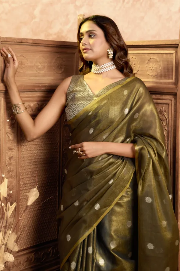 Henna_Green_Banarasi_Silk_Silver_Zari_Buti_Work_Saree_With_Blouse_Piece_For_Women