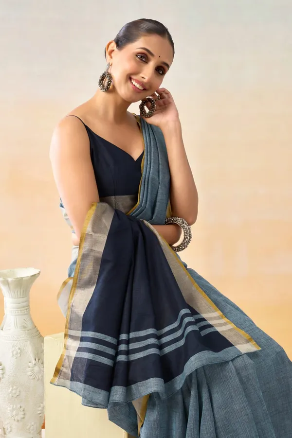 Grey_Cotton_Silk_Contrast_Border_Saree_With_Blouse_Piece_For_Women