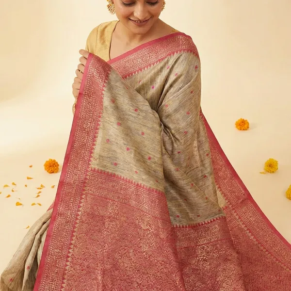 Pink_Silk_Woven_Border_And_Pallu_Saree_With_Blouse_Piece_For_Women