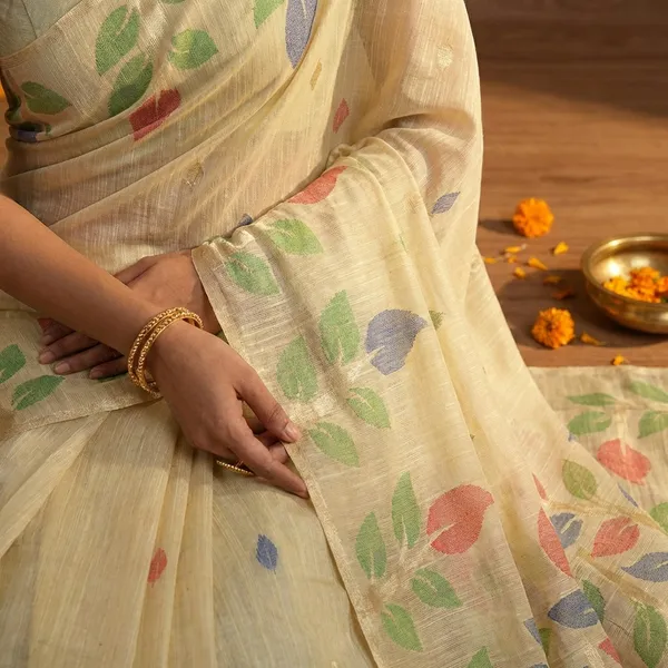 Yellow_Chiffon_Floral_Print_Saree_With_Blouse_Piece_For_Women