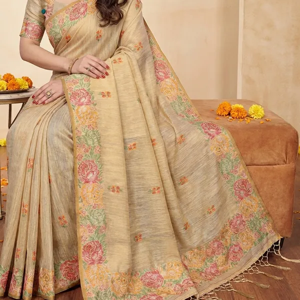Light_Yellow_Silk_Embroidered_Floral_Saree_With_Blouse_Piece_For_Women