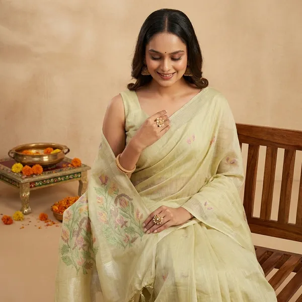 Light_Yellow_Silk_Zari_Work_Saree_With_Blouse_Piece_For_Women