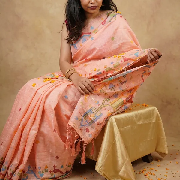 Peach_Linen_Embroidered_Floral_Motifs_And_Tasseled_Pallu_Saree_With_Blouse_Piece_For_Women