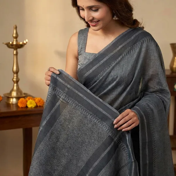 Grey_Chanderi_Temple_Border_Saree_With_Blouse_Piece_For_Women