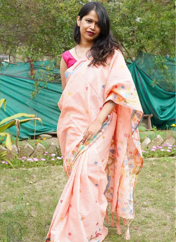 Peach_Linen_Embroidered_Floral_Motifs_And_Tasseled_Pallu_Saree_With_Blouse_Piece_For_Women