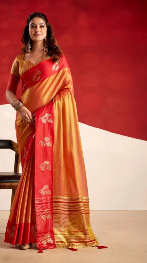 Yellow_Kanjivaram_Silk_Contrast_Border_Saree_With_Blouse_Piece_For_Women