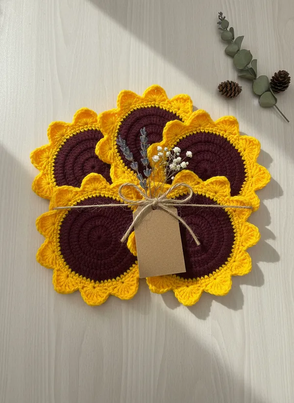 Handmade_Crochet_Sunflower_Coaster_Set_|_Floral_Drink_Coasters_For_Table_|_Boho_Home_Decor_Accent_|_Coffee_Table_&_Dining_Protection_|_Gift_Set_,_Pack_Of_4