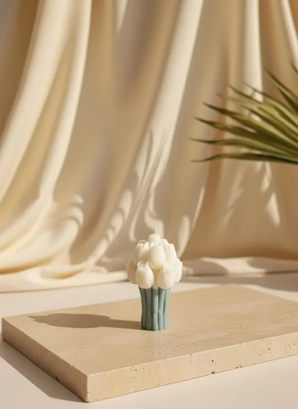 White_Handmade_Tulip_Bouquet_Soy_Wax_Candle_Floral_Scented_Candle_For_Home_Decor_Gifting