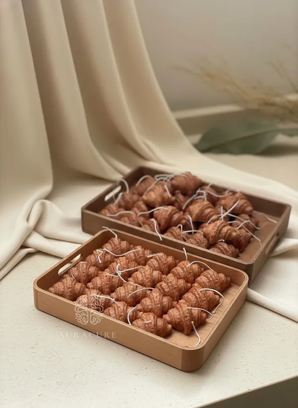 Brown_Auracure_Parisian_Bake_Croissant_Candle_Realistic_Bakery_Style_Warm_Comforting_Fragrance_Decorative_Food_Candle_For_Home_Decor_And_Gifting
