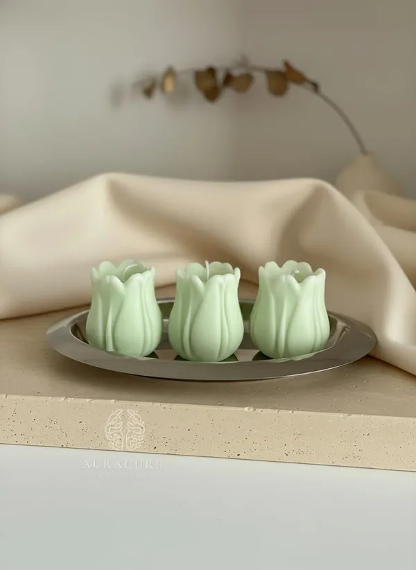 Green_Majestic_Tulip_Statement_Candle_Handcrafted_Floral_Decorative_Candle_With_Sculpted_Petals_Luxury_Home_Decor