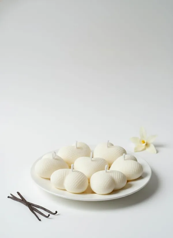 White_Cute_Waffle_Heart_Shaped_Decorative_Candle_Texture_Design_With_Soft_Glow_Perfect_For_Gifting_And_Cozy_Moments_Pack_Of_4