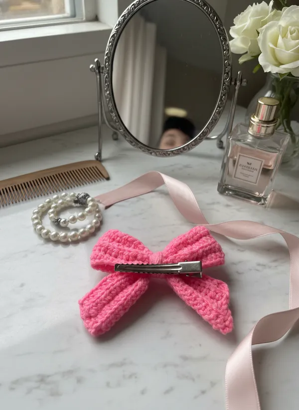 Handmade_Crochet_Bow_Hair_Clip,_Cute_Aesthetic_Accessory_for_Girls_and_Women_(Pink),_PACK_OF_2