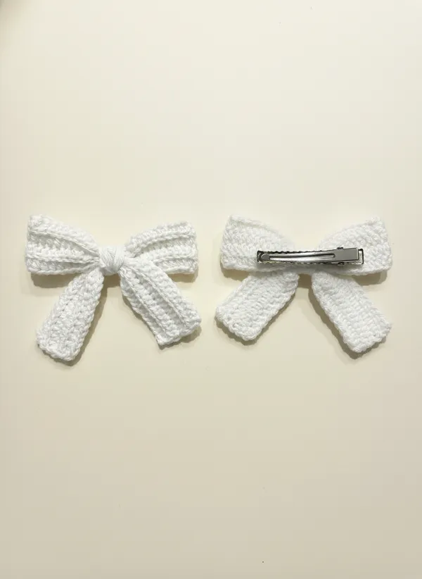 Handmade_Crochet_Bow_Hair_Clip,_Cute_Aesthetic_Accessory_for_Girls_and_Women_(White),_PACK_OF_2