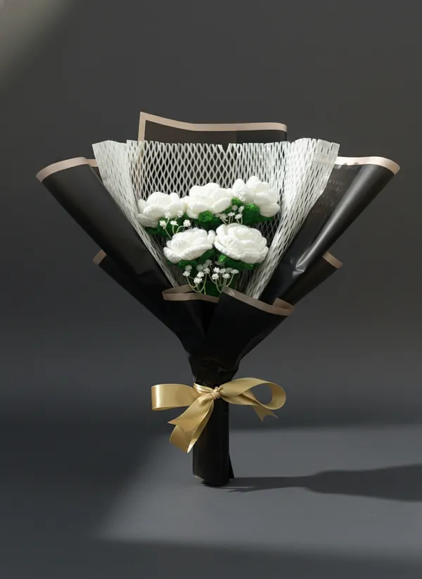 Luxury_Crochet_White_Rose_Bouquet_|_Handmade_Premium_Gift