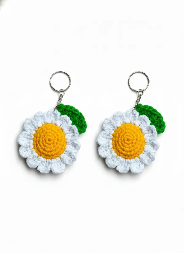 Handmade_Crochet_Daisy_Keychain_|_Cute_Flower_Bag_Charm_|_Aesthetic_Floral_Key_Ring_For_Bags,_Keys_&_Backpacks,_Pack_Of_4