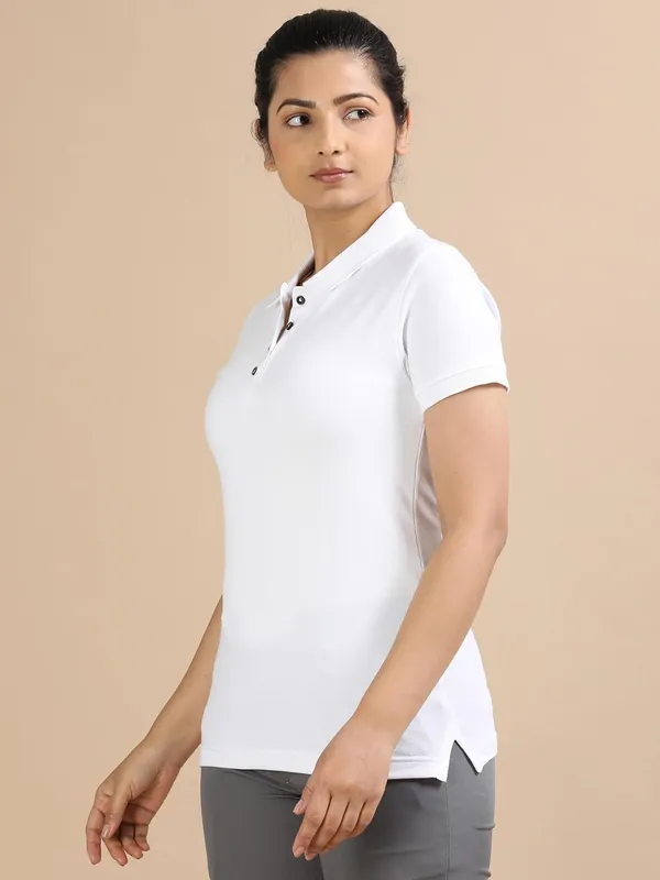 White_Cotton_Solid_Relaxed_Polo_T-Shirt_For_Women
