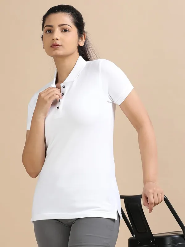 White_Cotton_Solid_Relaxed_Polo_T-Shirt_For_Women