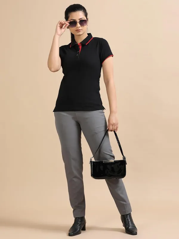 Classic_Black_Cotton_Solid_Relaxed_Polo_T-Shirt_For_Women