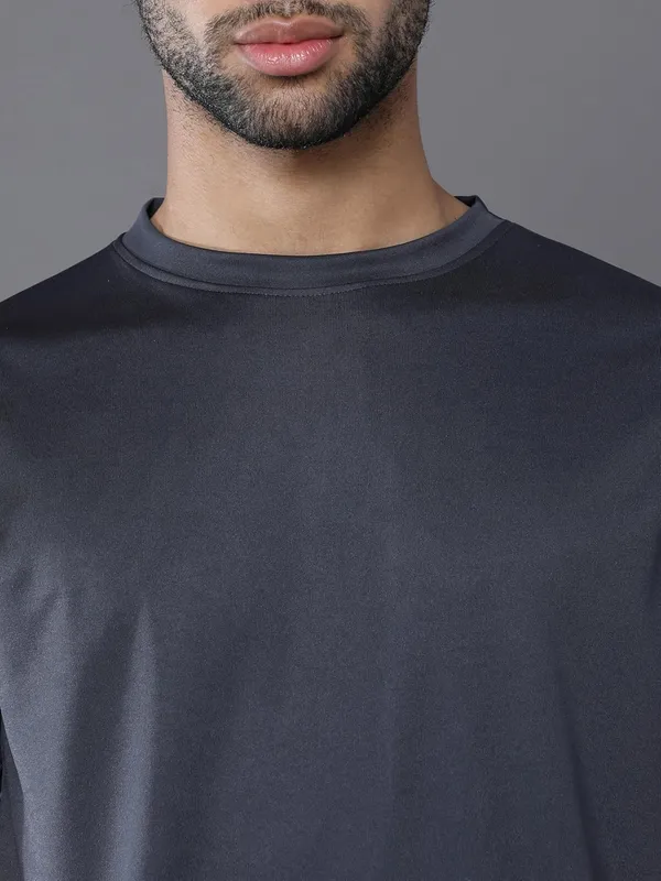 Dark_Grey_Polyester_Solid_Regular_T-Shirt_For_Men