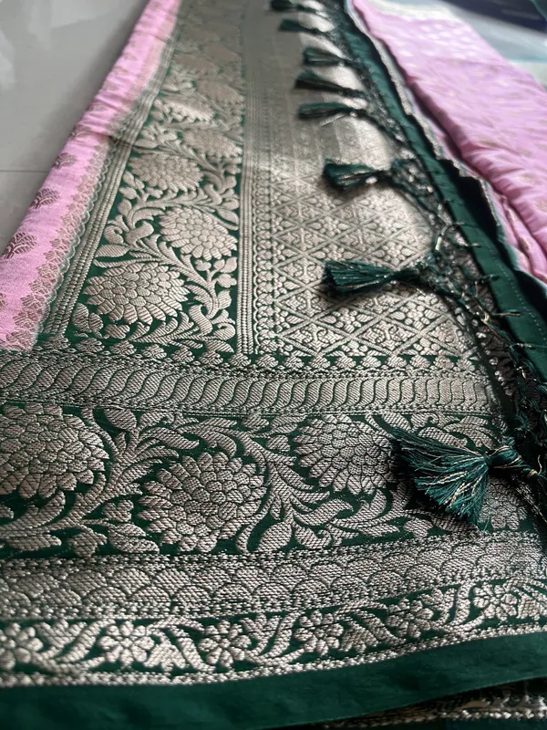 Baby_Pink_Semi_Katan_Banarasi_Saree_With_Gold_Buti_And_Bottle_Green_Zari_Border