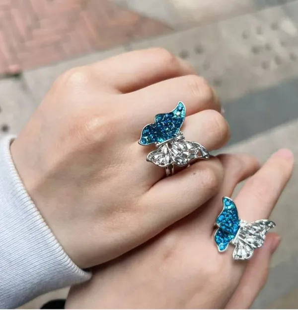 Blue_Crystal_Butterfly_Statement_Ring_For_Women